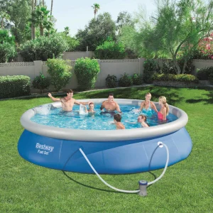 Piscine autoportante ronde 305 à 457 x 84 cm bleue avec pompe – vue principale