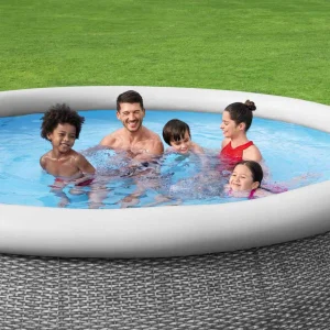 Piscine autoportante ronde 366 x 76 cm effet rotin avec pompe – vue de détail